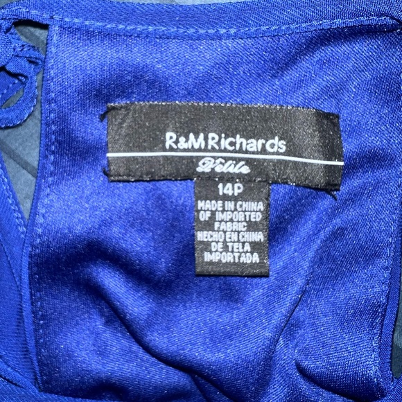 RM Richard’s gown royal blue color it is size 14P also has been hemmed. - Picture 7 of 7